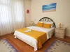 Villa Yellow 