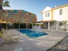 Villa Yellow 