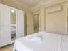Villa Pearl 8 Çalış